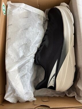 Altra M Experience Flow Running Shoes